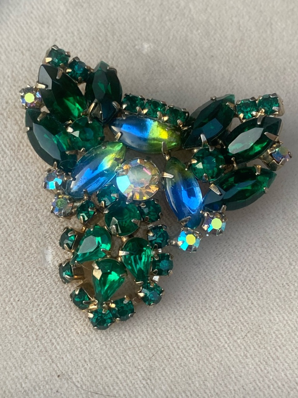 Vintage Green Rhinestone Brooch